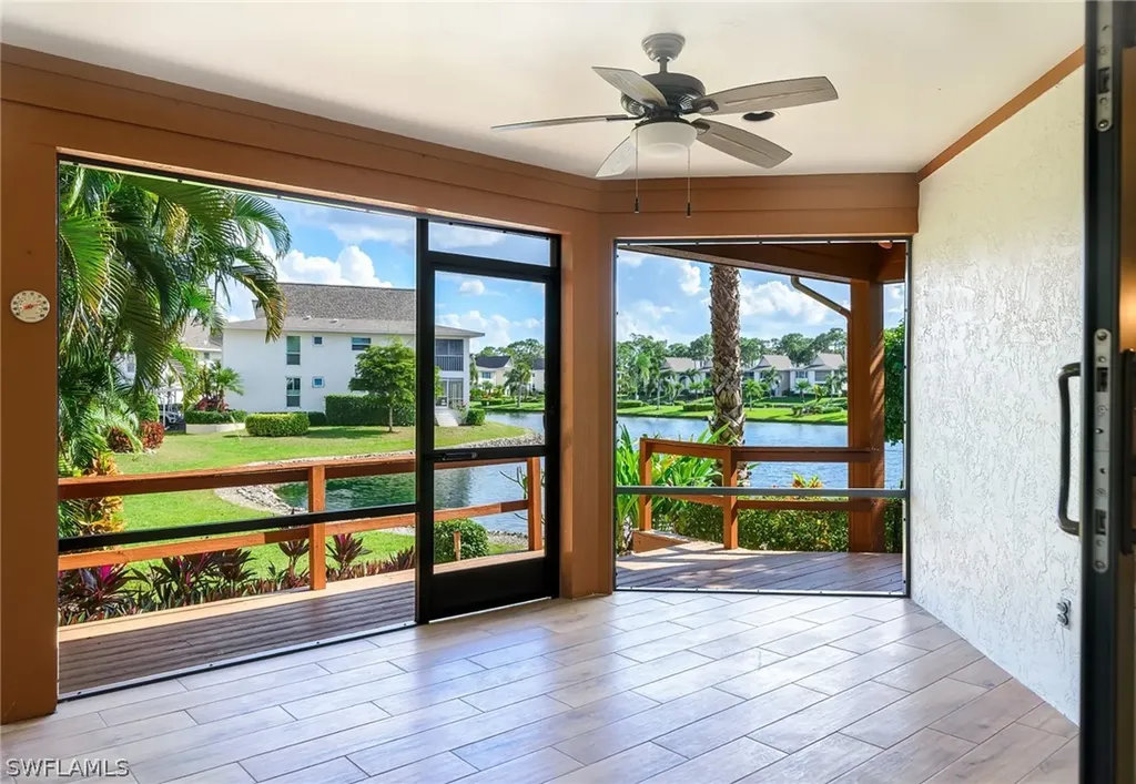 1627 Sandpiper Street Naples FL 34102
