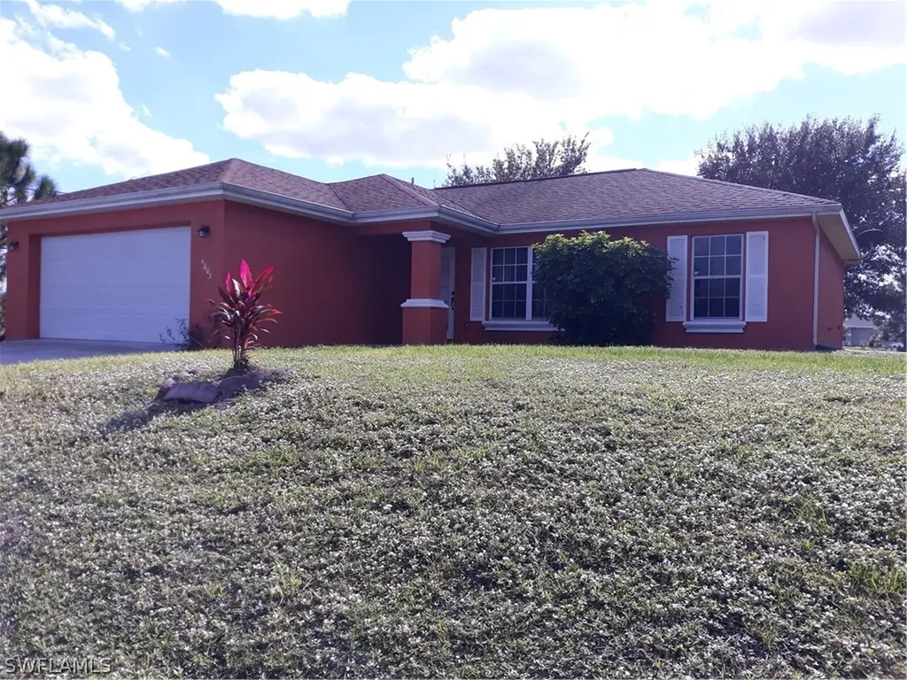 4003 2nd Street SW Lehigh Acres FL 33976