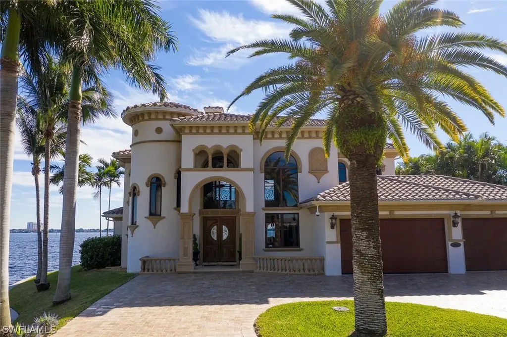 4945 Normandy Court Cape Coral FL 33904