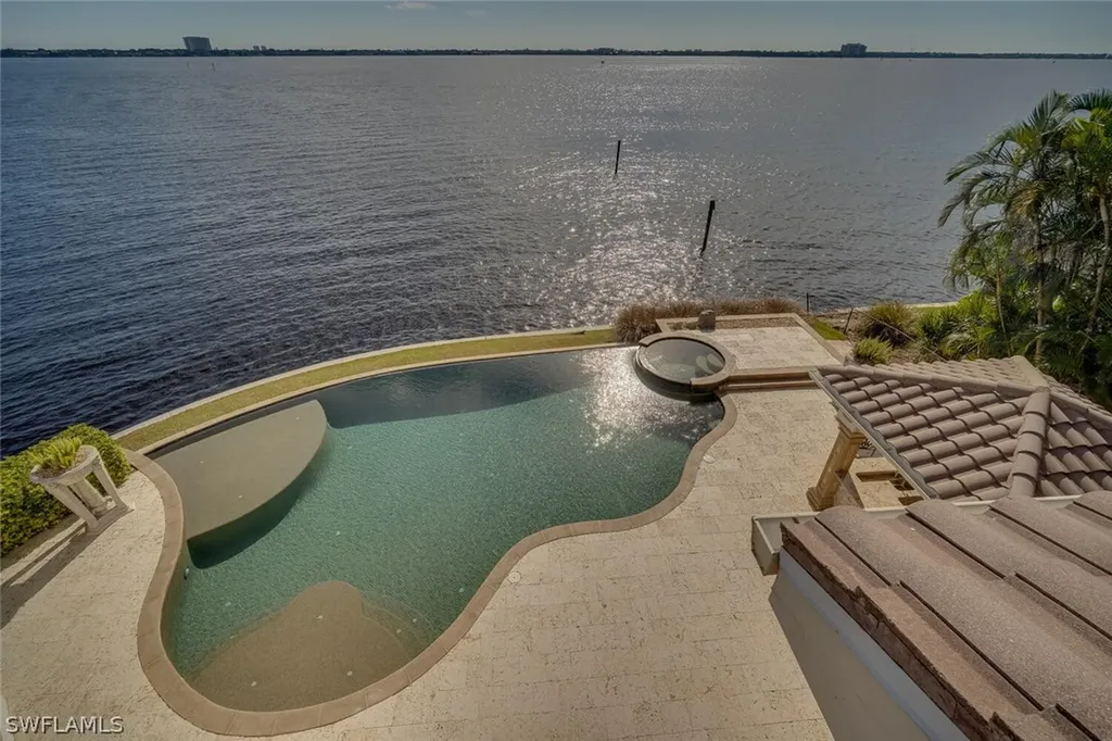 4945 Normandy Court Cape Coral FL 33904