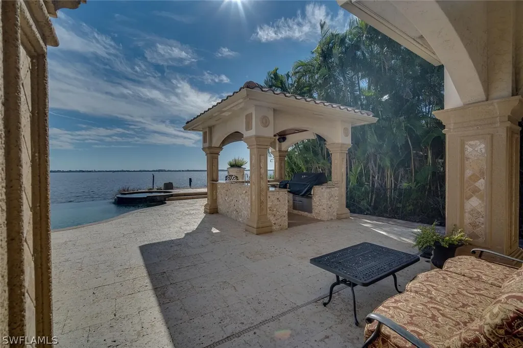 4945 Normandy Court Cape Coral FL 33904