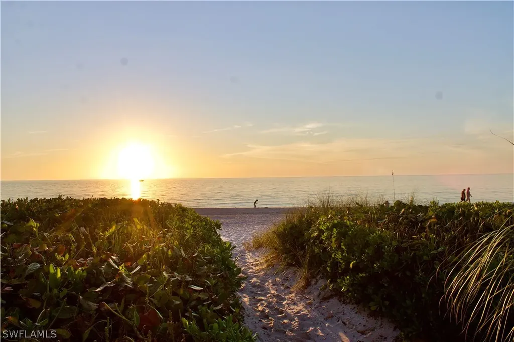 4041 Gulf Shore Boulevard N Naples FL 34103