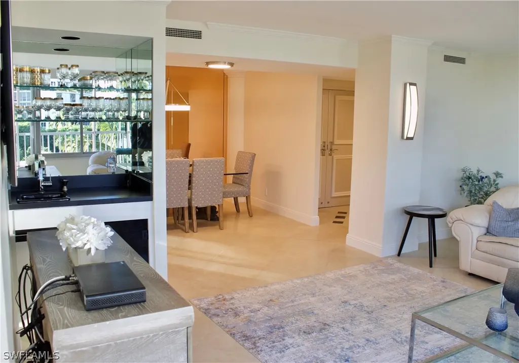 4041 Gulf Shore Boulevard N Naples FL 34103