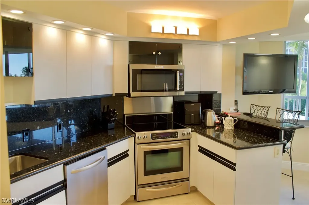 4041 Gulf Shore Boulevard N Naples FL 34103