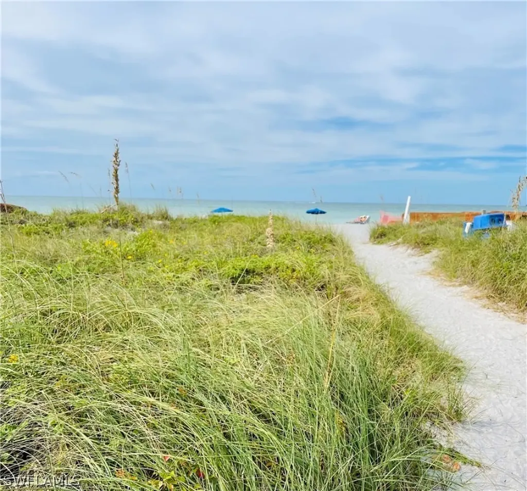 2635 Beach Villas Captiva FL 33924
