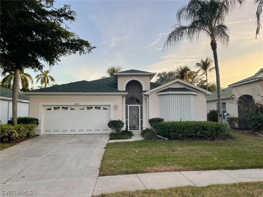 1739 Emerald Cove Circle Cape Coral FL 33991