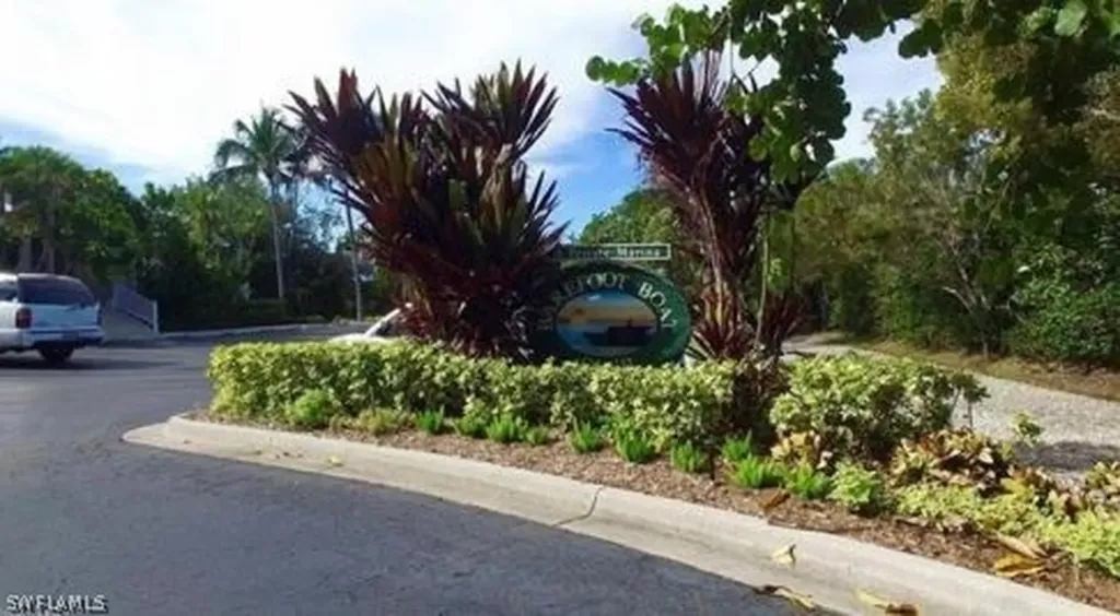 Bonita Springs FL, 5025 Bonita Beach Road