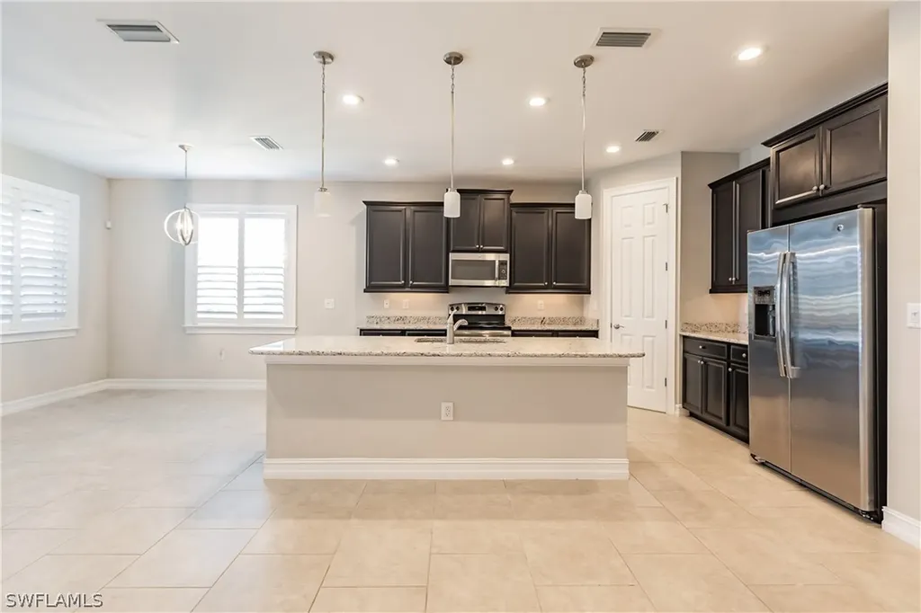 3915 Eldon Street Fort Myers FL 33916
