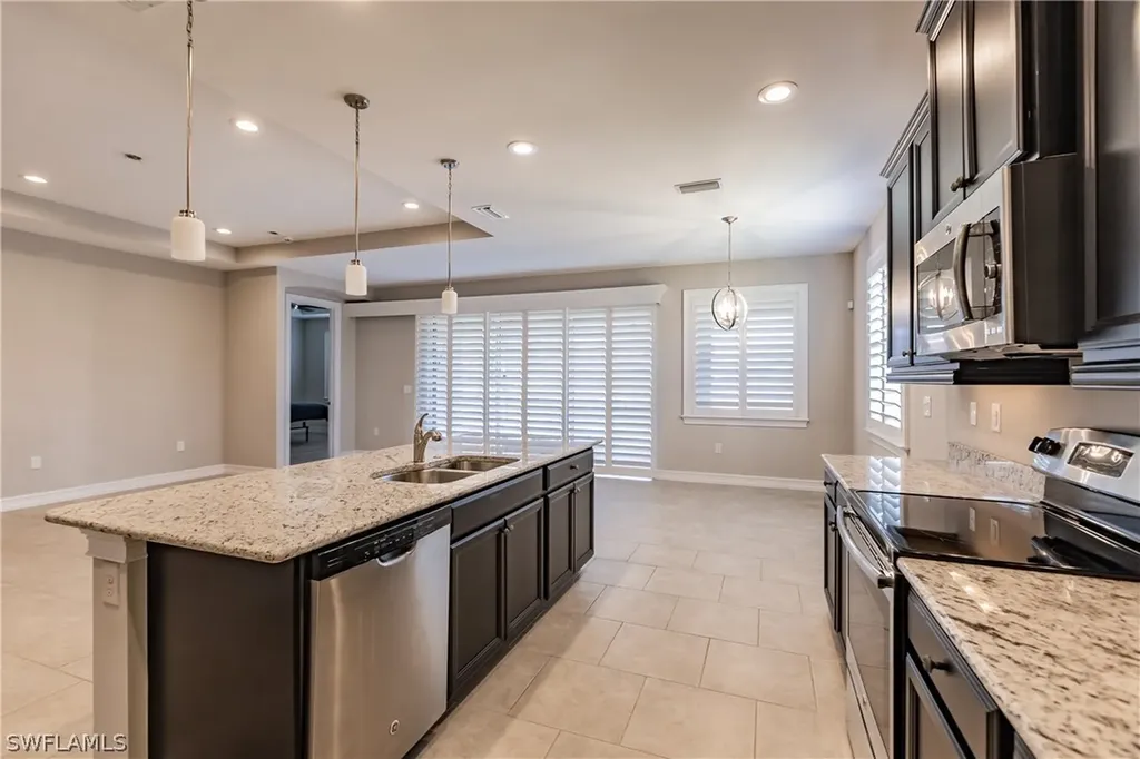 3915 Eldon Street Fort Myers FL 33916