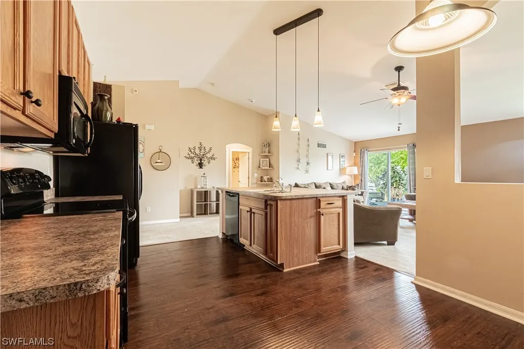2033 NW 3rd Street Cape Coral FL 33993