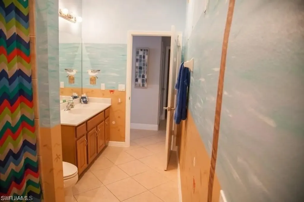 2473 Blackburn Circle Cape Coral FL 33991