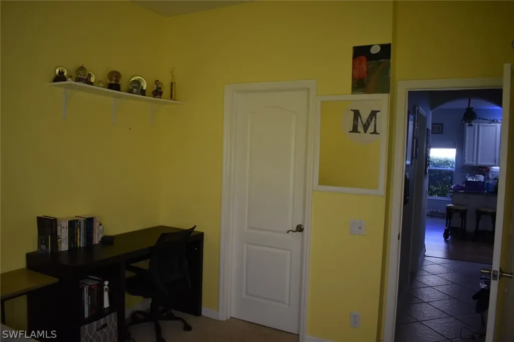 2473 Blackburn Circle Cape Coral FL 33991