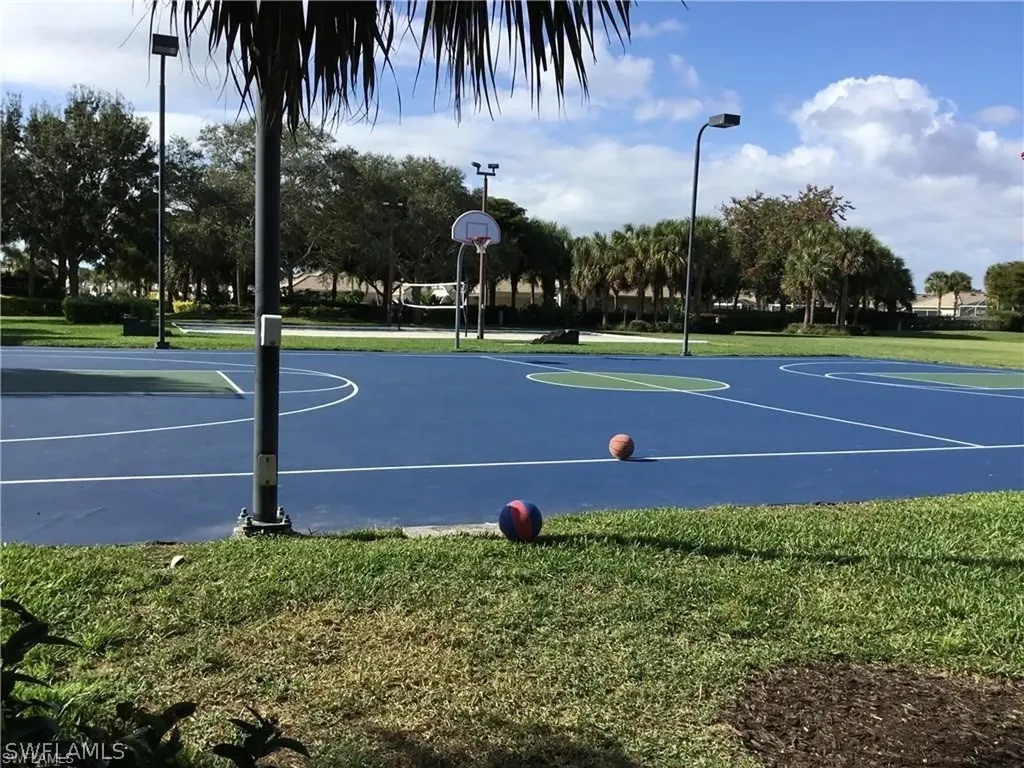 2473 Blackburn Circle Cape Coral FL 33991