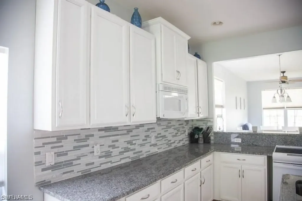 2473 Blackburn Circle Cape Coral FL 33991