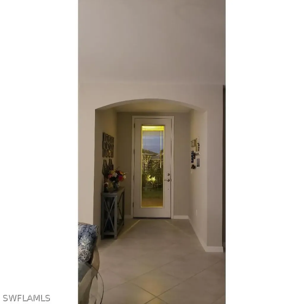 14848 Edgewater Circle Naples FL 34114