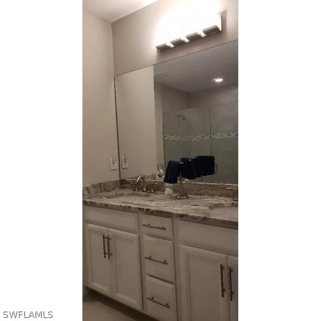 14848 Edgewater Circle Naples FL 34114