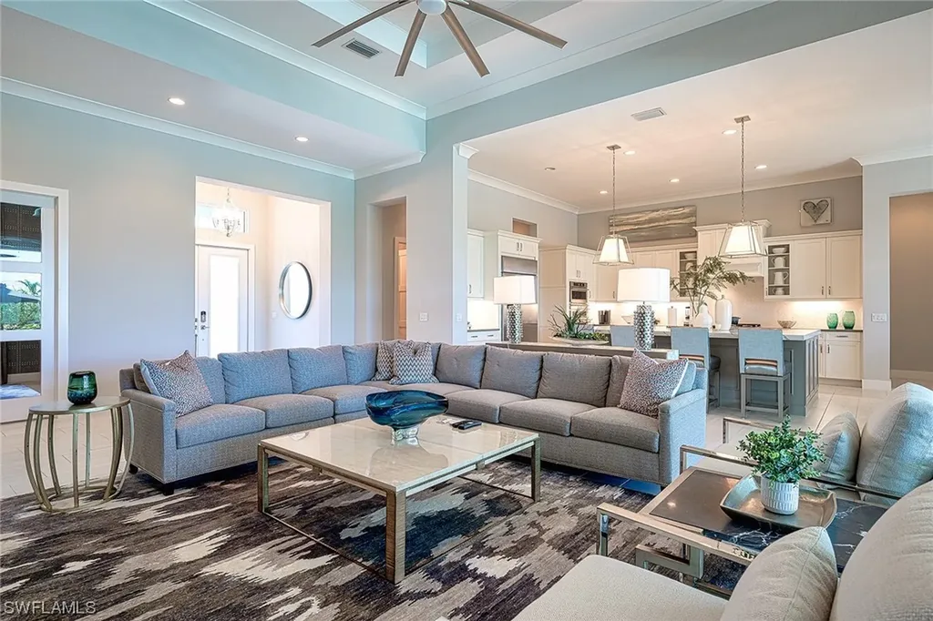 6250 Lightbourn Way Naples FL 34113