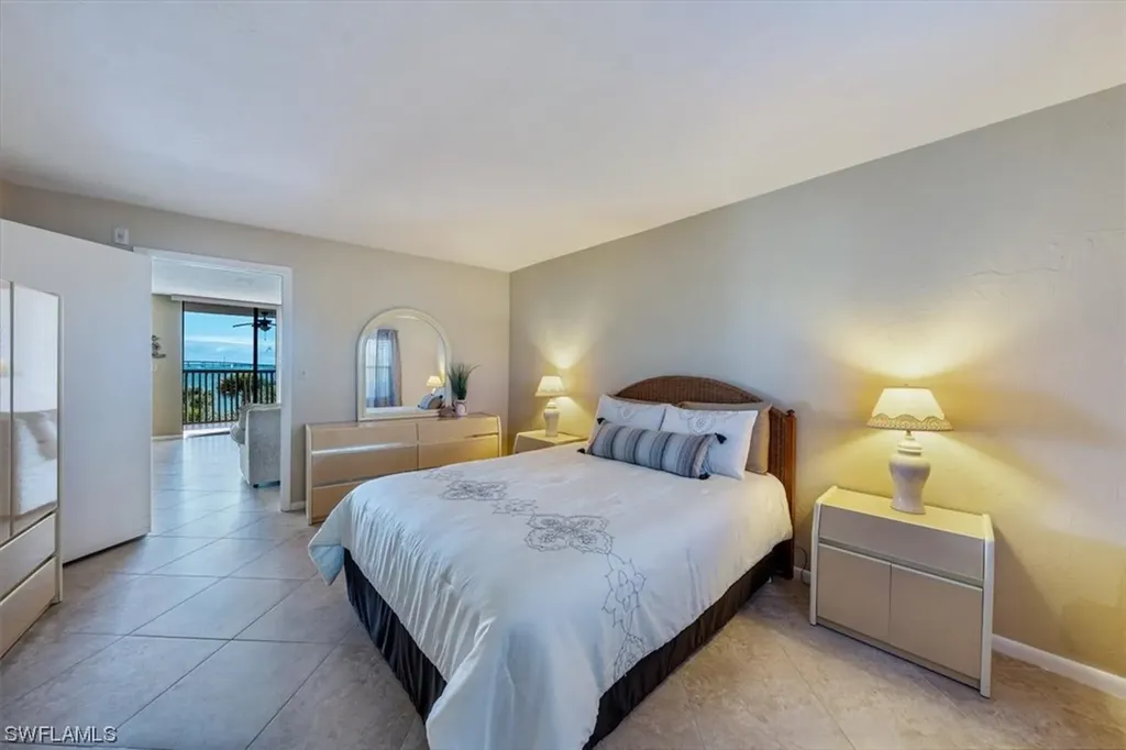 1085 Bald Eagle Drive Marco Island FL 34145
