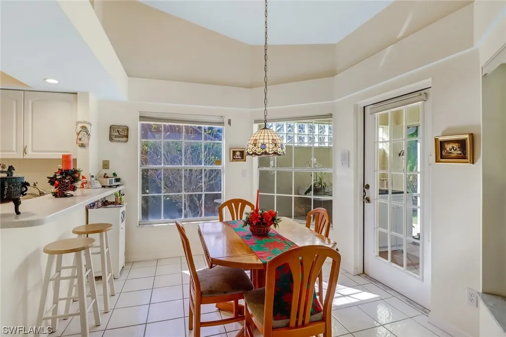 1533 Kenridge Place Naples FL 34104