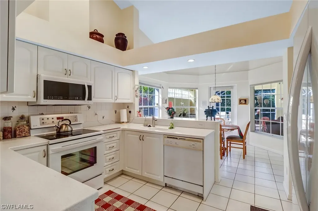 1533 Kenridge Place Naples FL 34104
