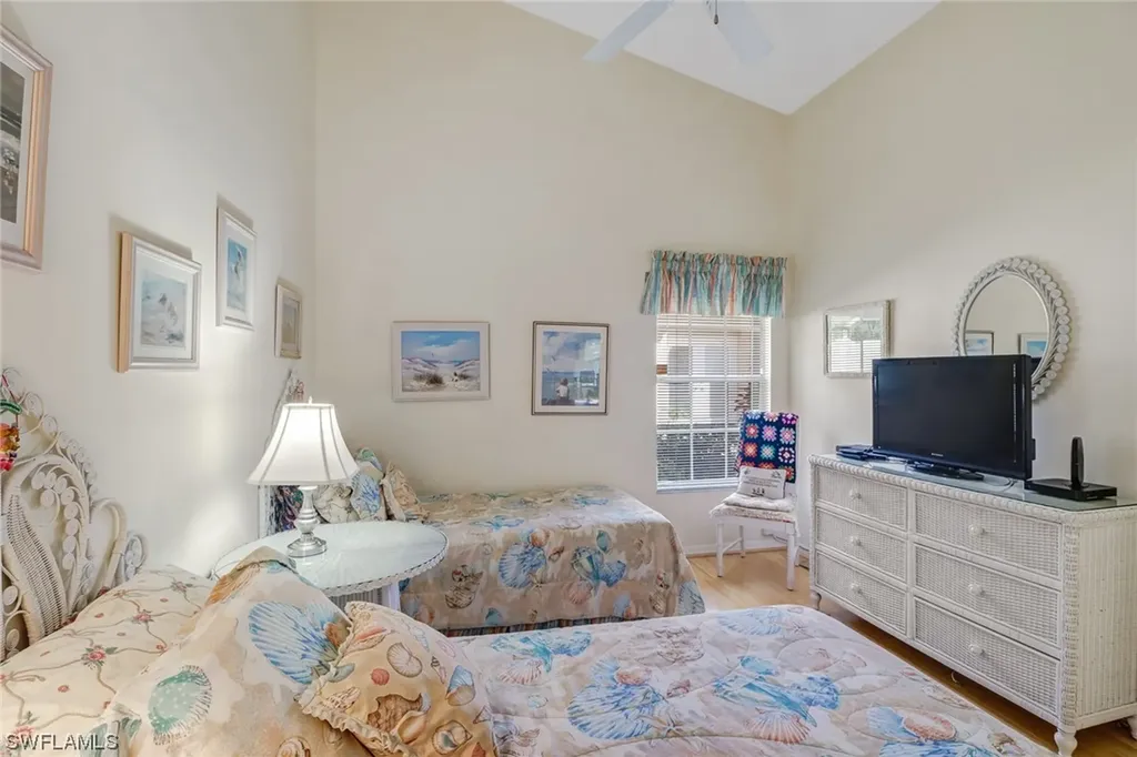 1533 Kenridge Place Naples FL 34104