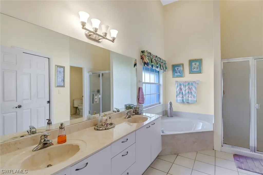 1533 Kenridge Place Naples FL 34104