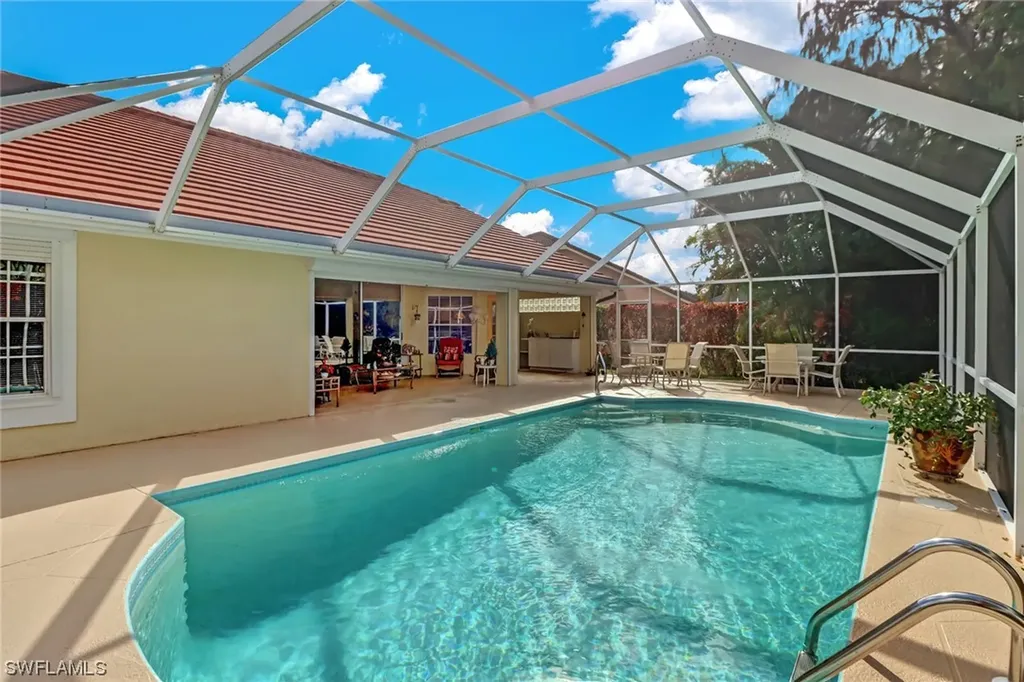 1533 Kenridge Place Naples FL 34104