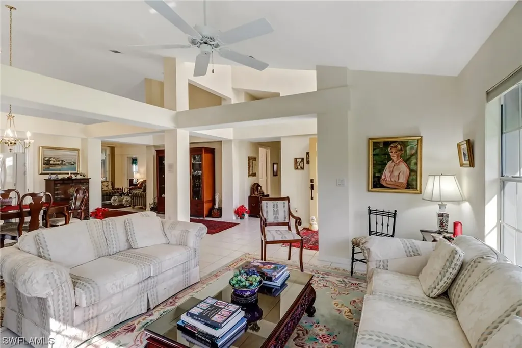 1533 Kenridge Place Naples FL 34104