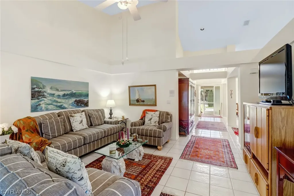 1533 Kenridge Place Naples FL 34104
