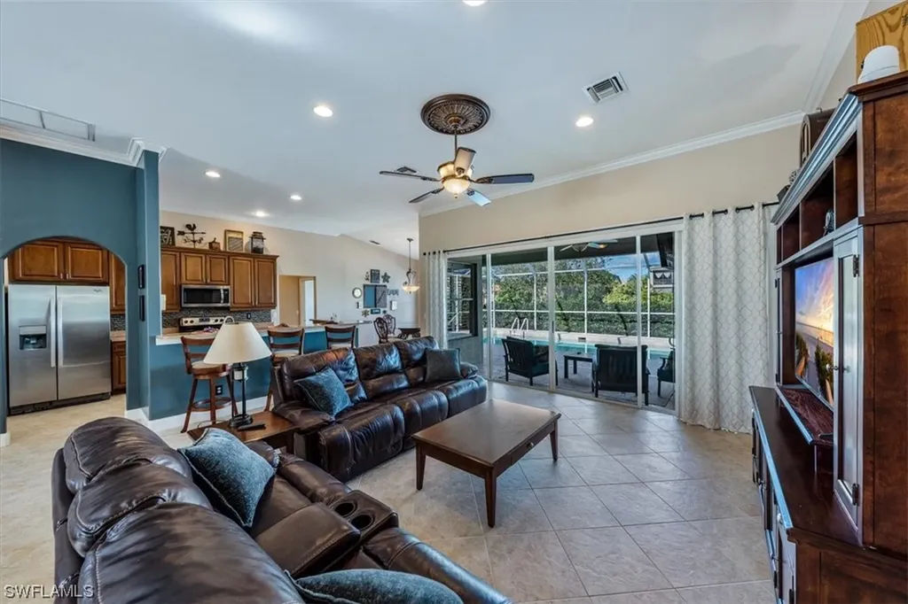 8421 Laurel Lakes Boulevard Naples FL 34119