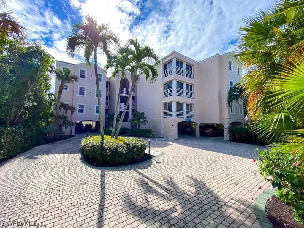 3313 W Gulf Drive Sanibel FL 33957