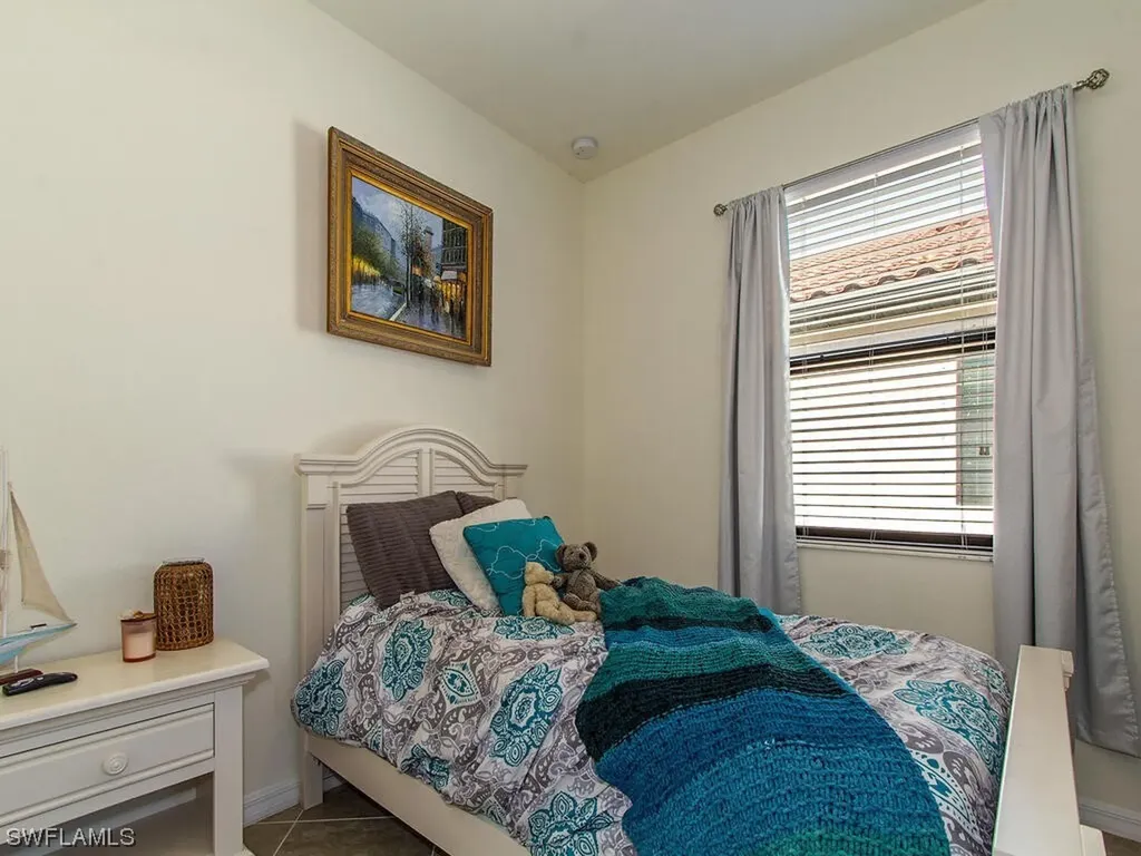 1609 Vizcaya Lane Naples FL 34113