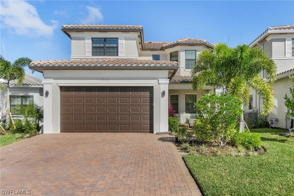 4512 Aurora Street Naples FL 34119