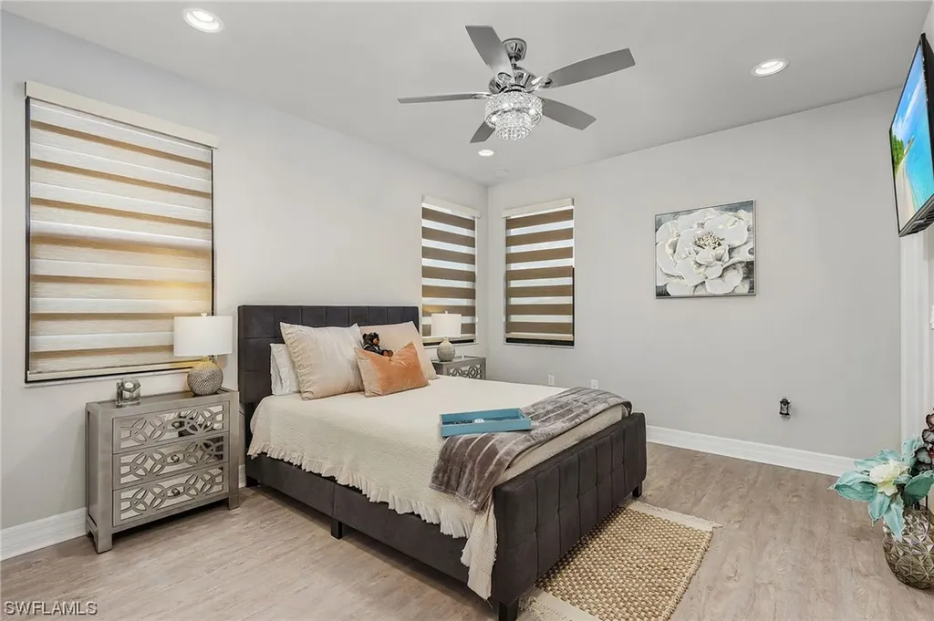 4512 Aurora Street Naples FL 34119