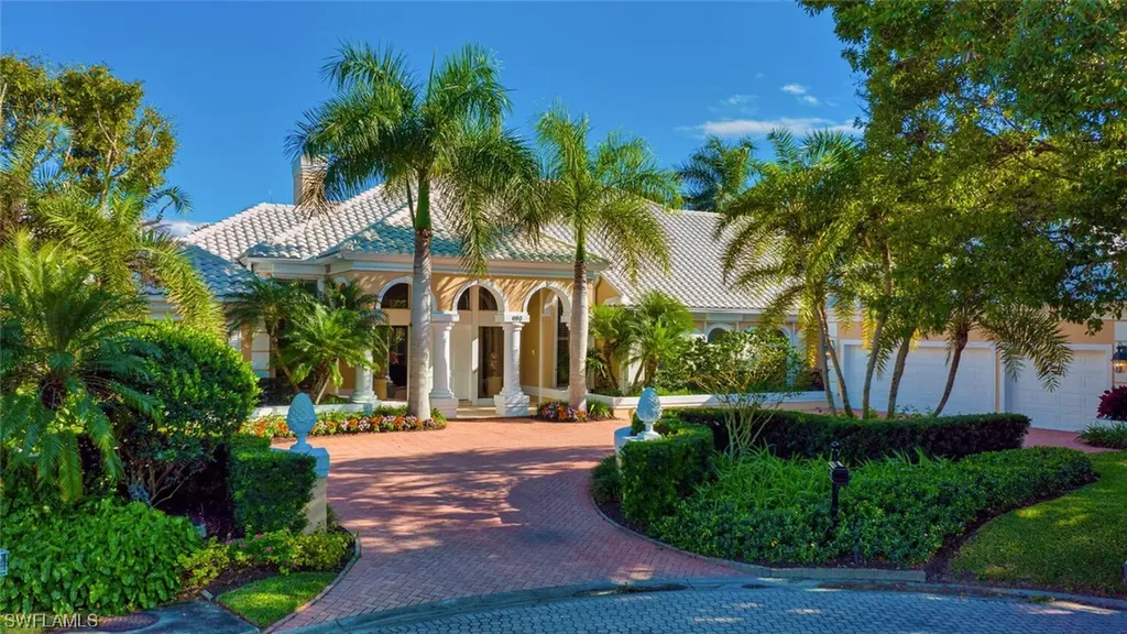 690 Lismore Lane Naples FL 34108