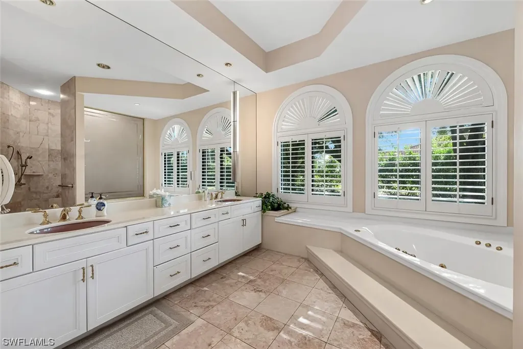 690 Lismore Lane Naples FL 34108