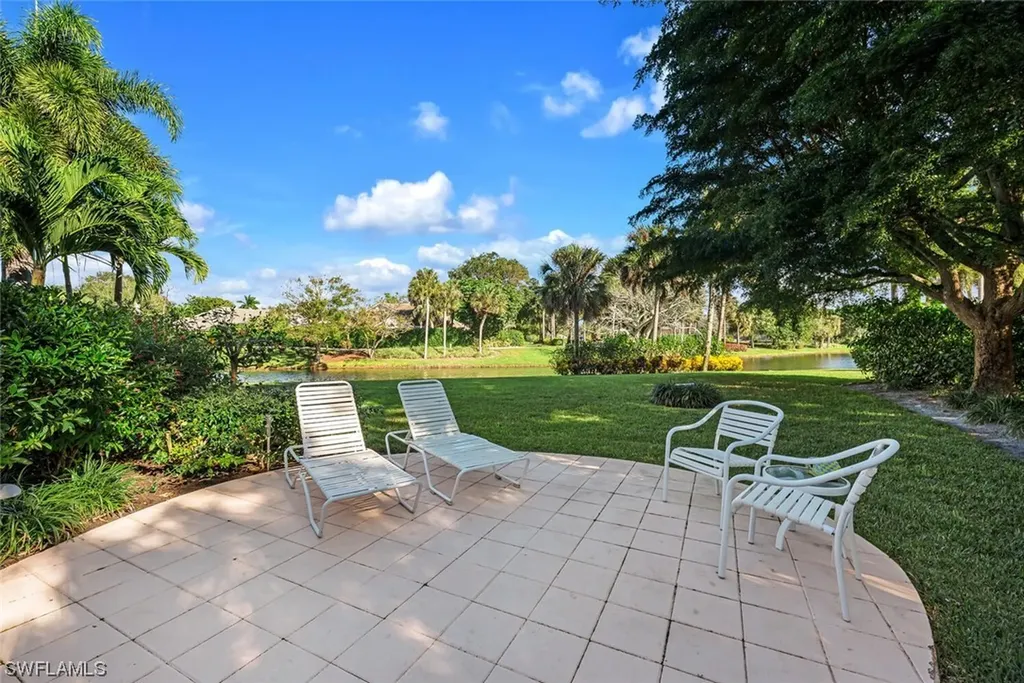 690 Lismore Lane Naples FL 34108