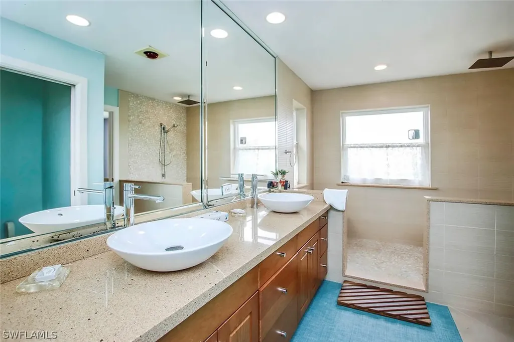 500 Kinzie Island Court Sanibel FL 33957