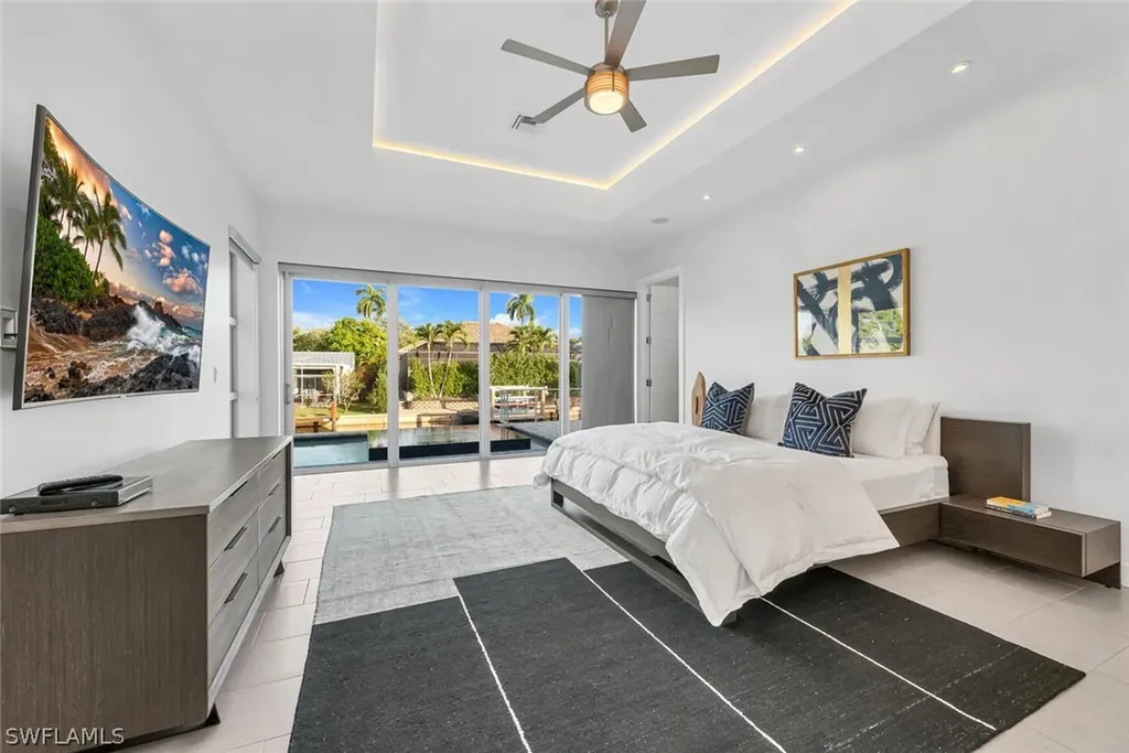 1807 Snook Drive Naples FL 34102