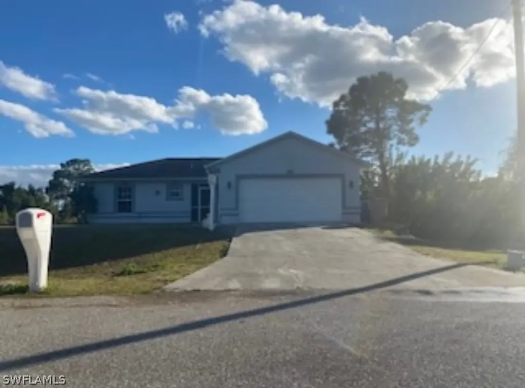 1136 Garibaldi Street E Lehigh Acres FL 33974