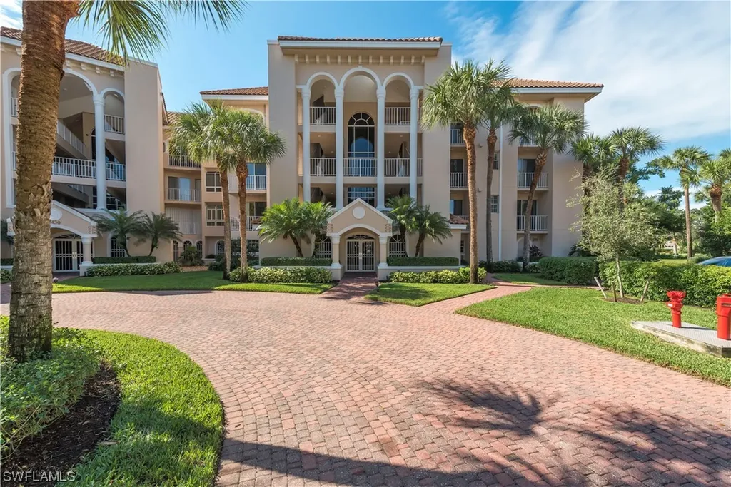 8430 Abbington Circle Naples FL 34108