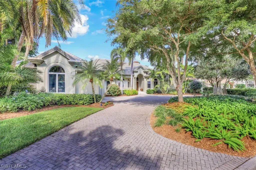 Bonita Springs FL, 4430 Deerwood Court