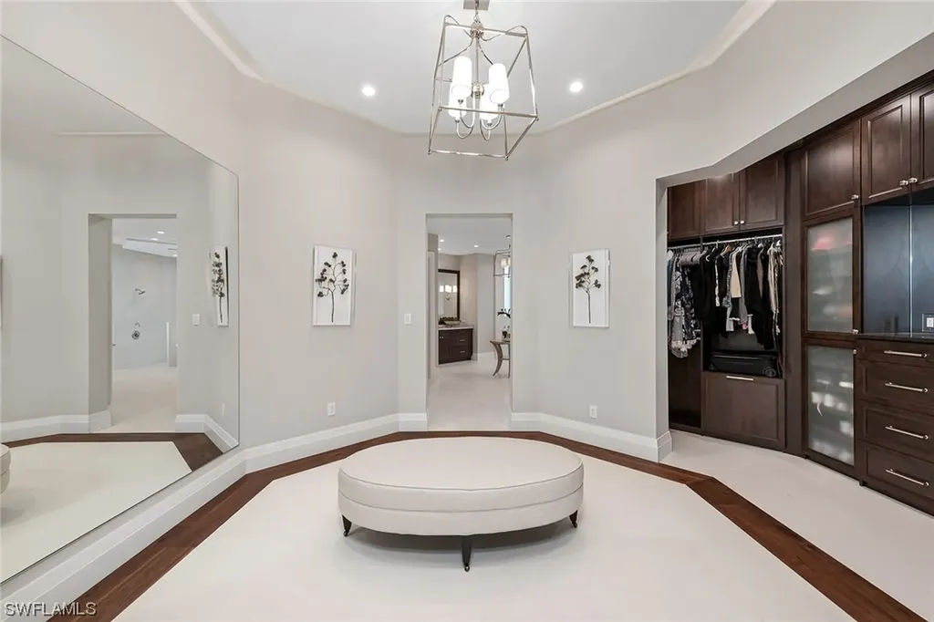 254 Ridge Drive Naples FL 34108