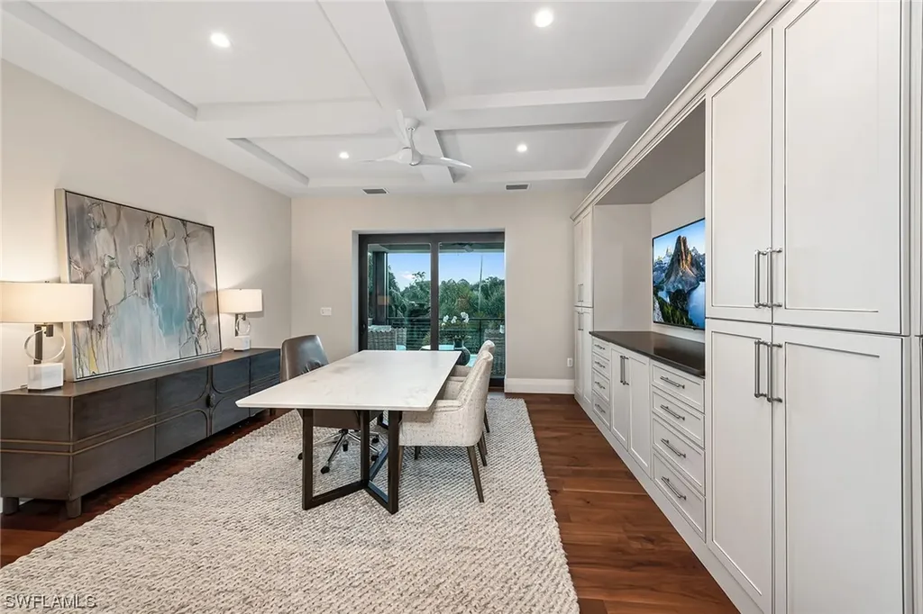 254 Ridge Drive Naples FL 34108