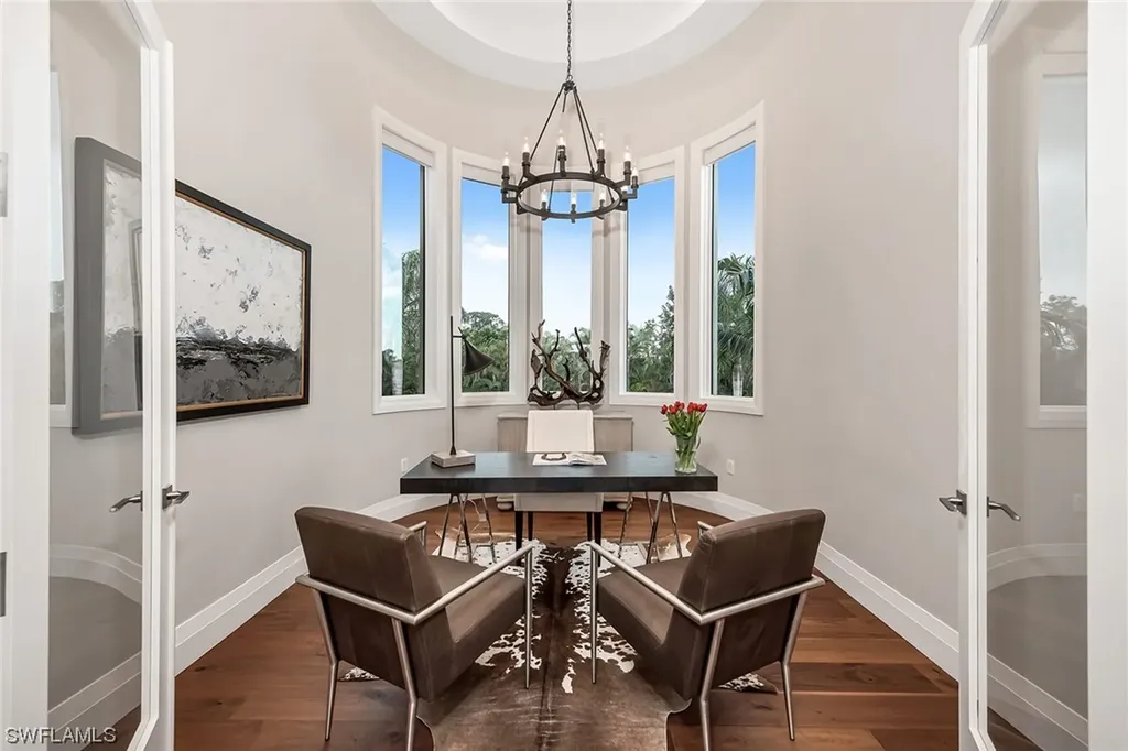 254 Ridge Drive Naples FL 34108