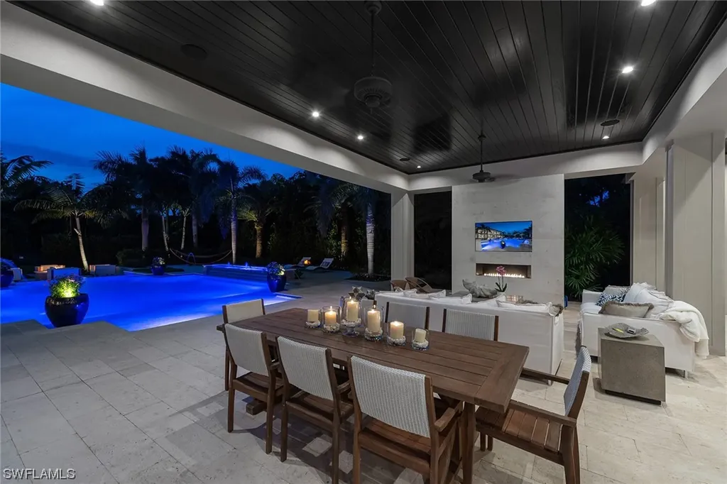254 Ridge Drive Naples FL 34108