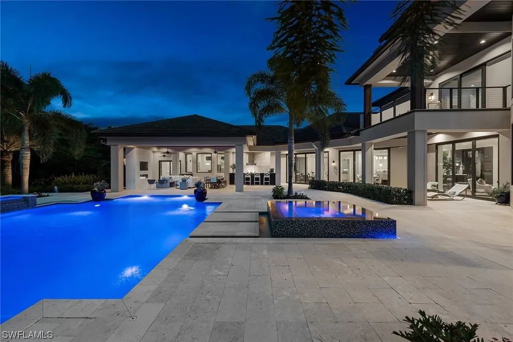 254 Ridge Drive Naples FL 34108