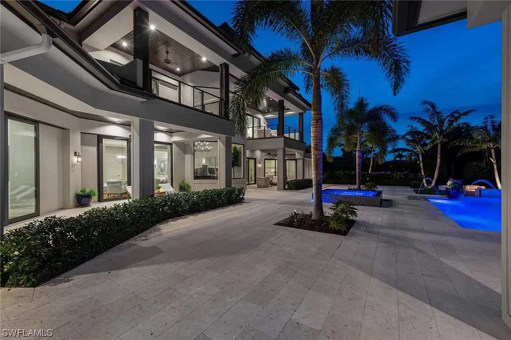 254 Ridge Drive Naples FL 34108