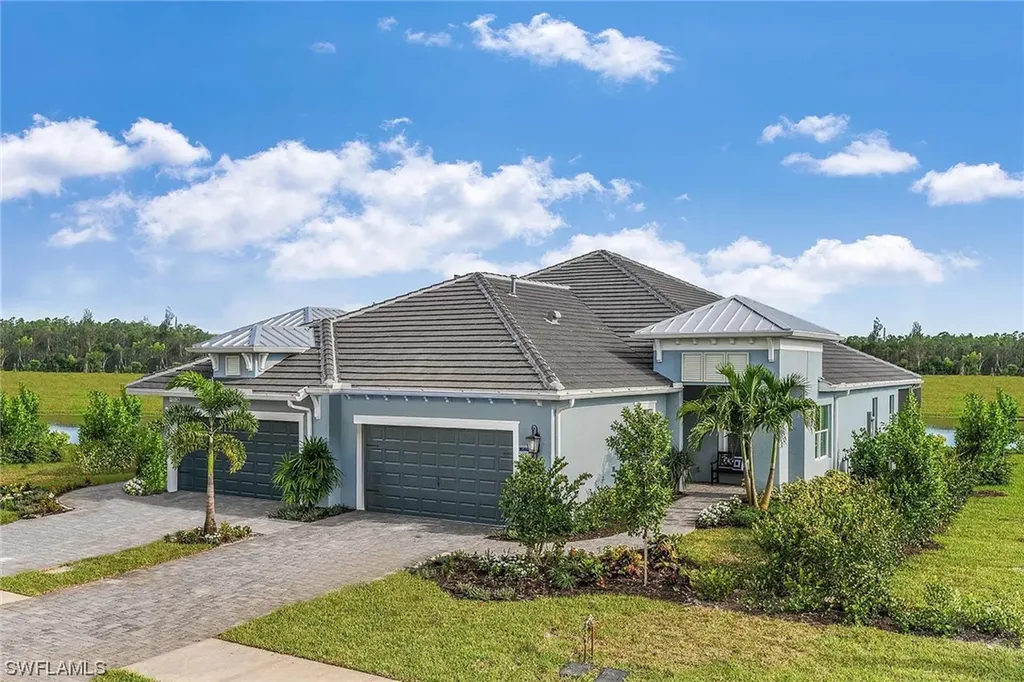 Naples FL, 2263 Marquesa Circle