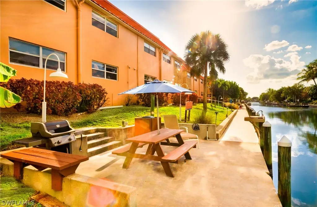 805 E Gulf Drive Sanibel FL 33957